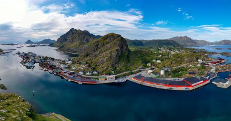toppbilde-stamsund-lofoten_com-airdrone